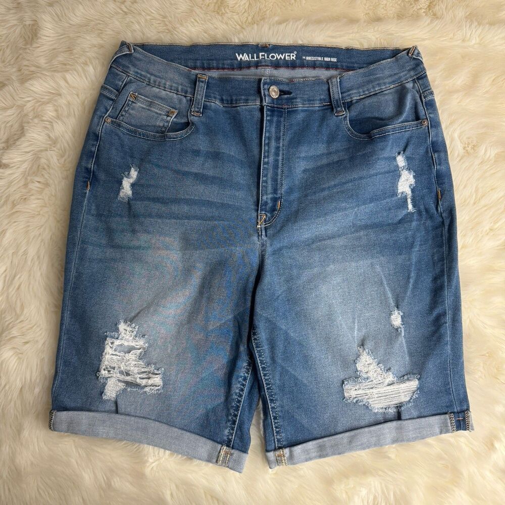 Wallflower Shorts Juniors 15 Blue Irresistible High Rise Distressed Measures W33